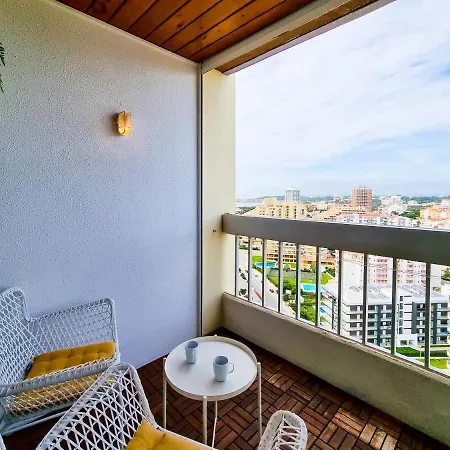 Flh Bright With Balcony Apartment Portimao